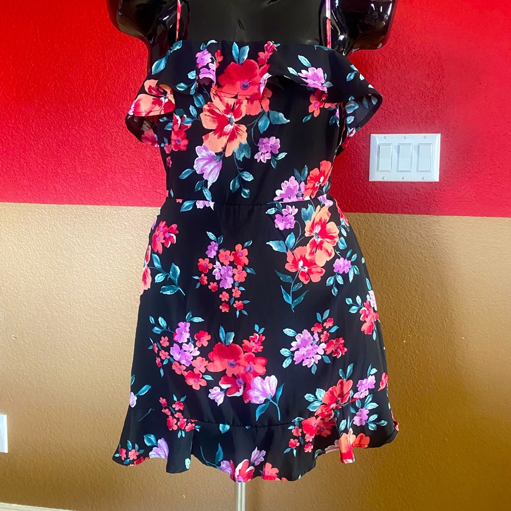 Floral summer dress NWT